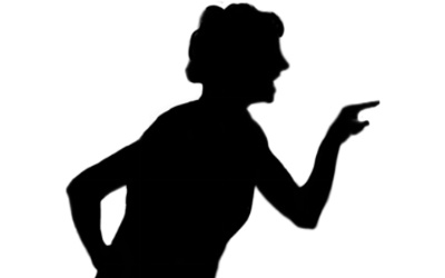 メニ, 軋轢, 引越