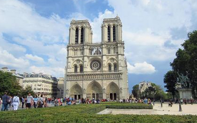 パリ, ノートルダム寺院